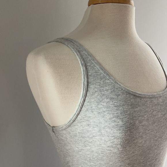 EXPRESS | PEPLUM TANK - Picture 2 of 3